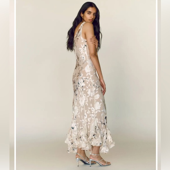 Reformation Evanthe Prosecco Blossom Silk Blend Ruffle Hem Maxi Dress 2 - Picture 4 of 9